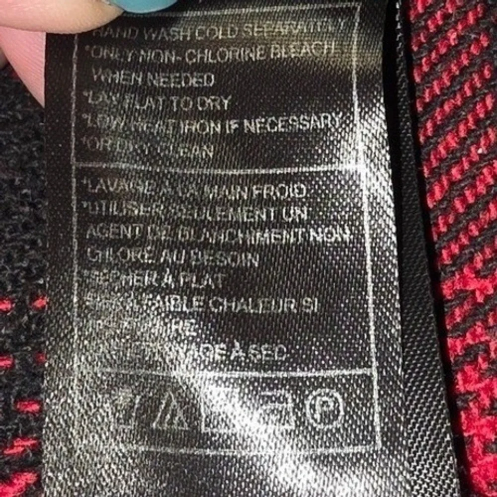 Steve Madden Sophia‎ Shacket Small Red and Black Plaid Snap Front Wool Blend